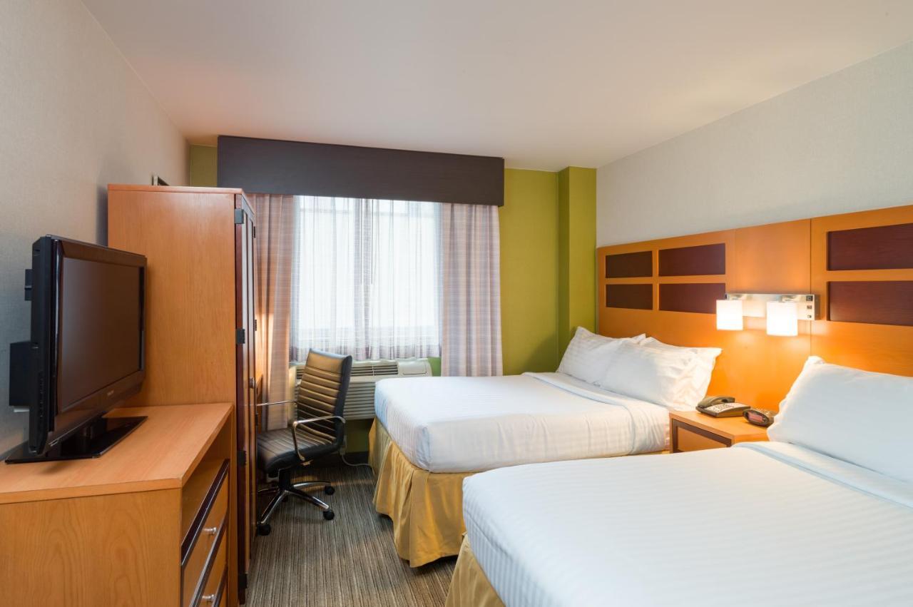 Holiday Inn Express - Times Square By Ihg Nowy Jork Zewnętrze zdjęcie